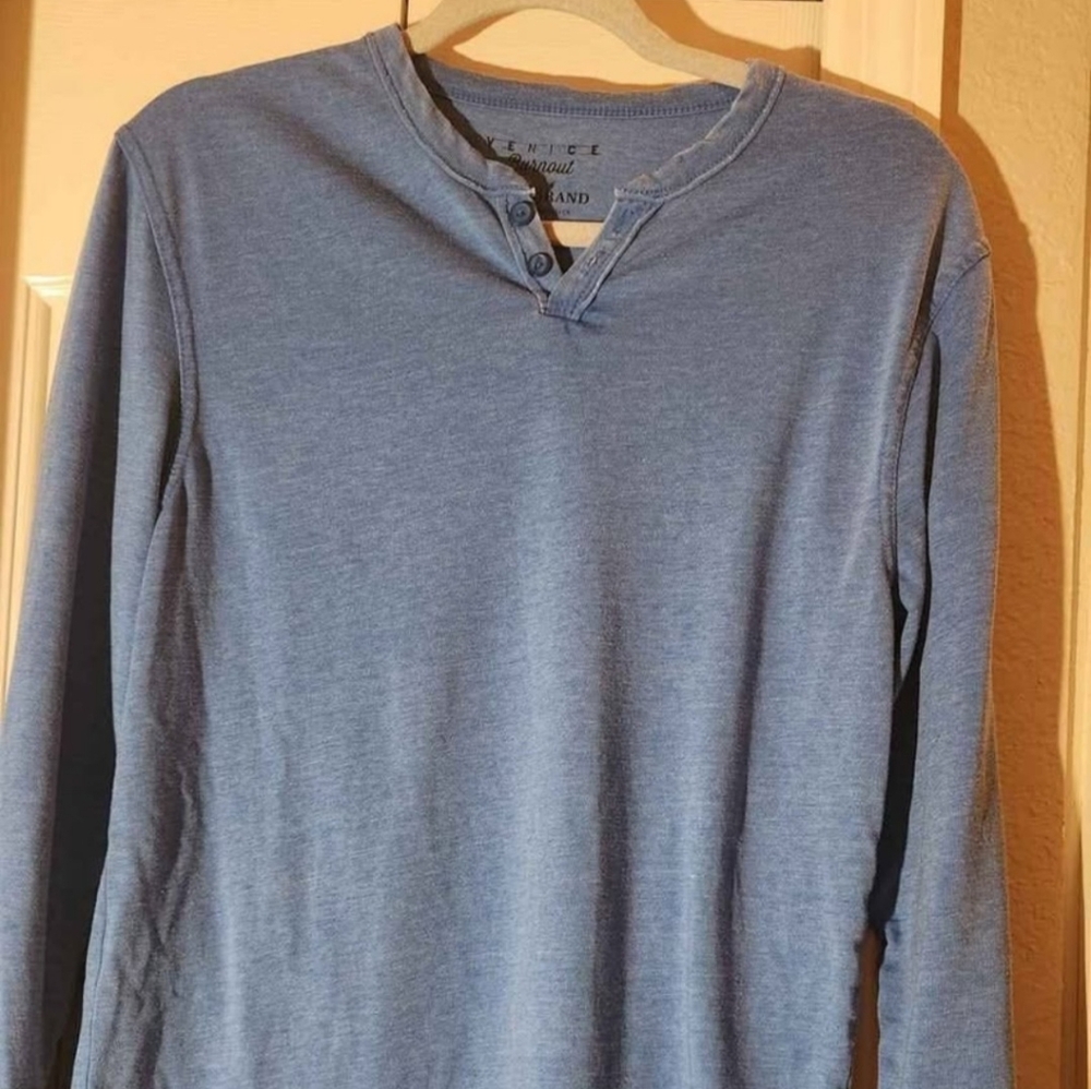 Lucky Brand Men's Blue Henley Shirt Nwot